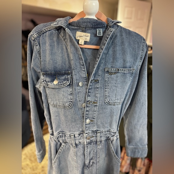 Universal Thread denim jumpsuit size 2 NWT. - Picture 2 of 7
